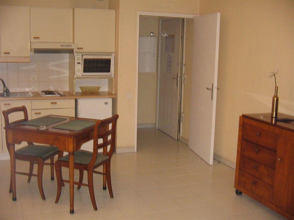 Residhotel Villa Maupassant Κάννες Εξωτερικό φωτογραφία