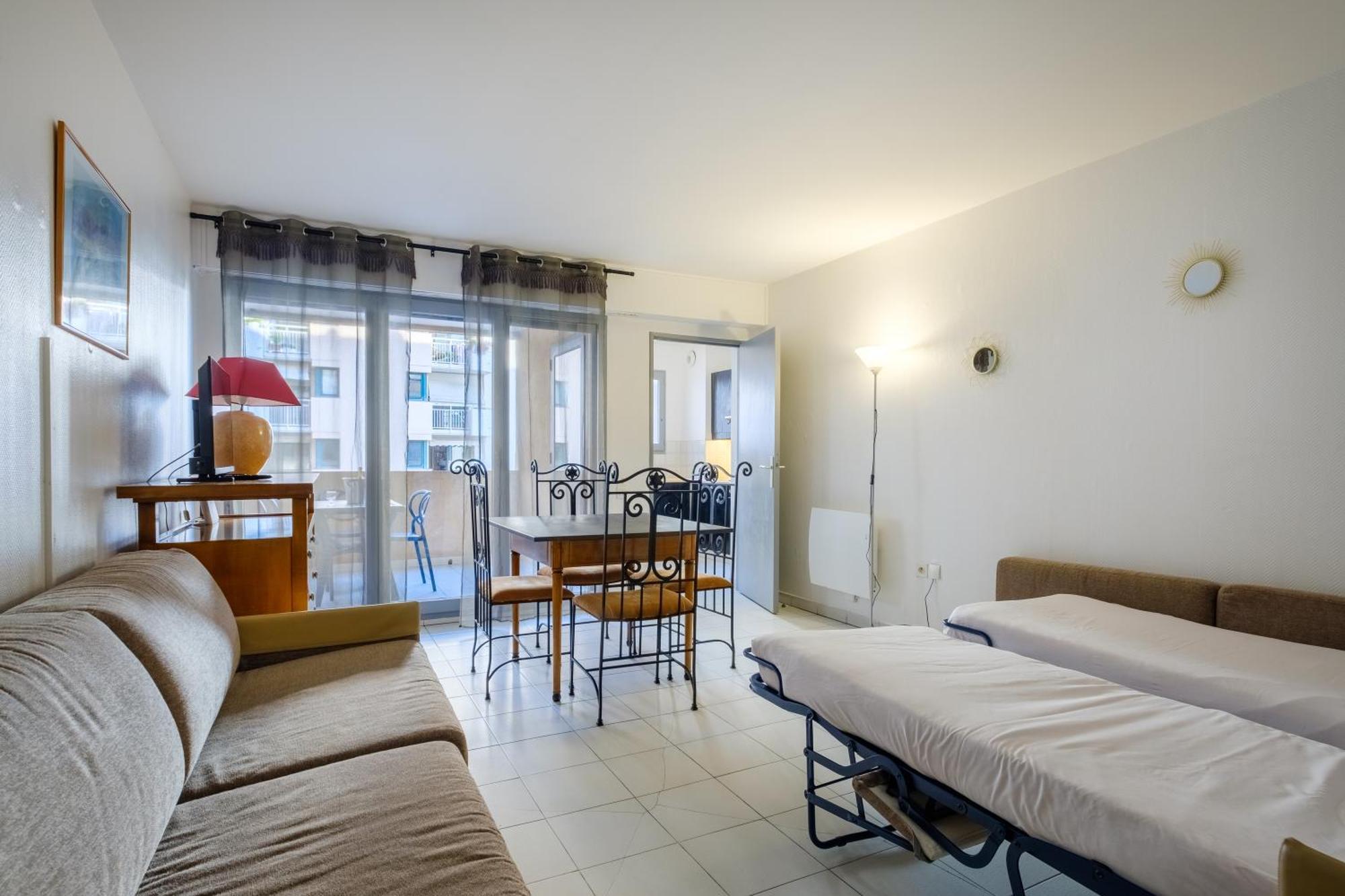 Residhotel Villa Maupassant Κάννες Εξωτερικό φωτογραφία