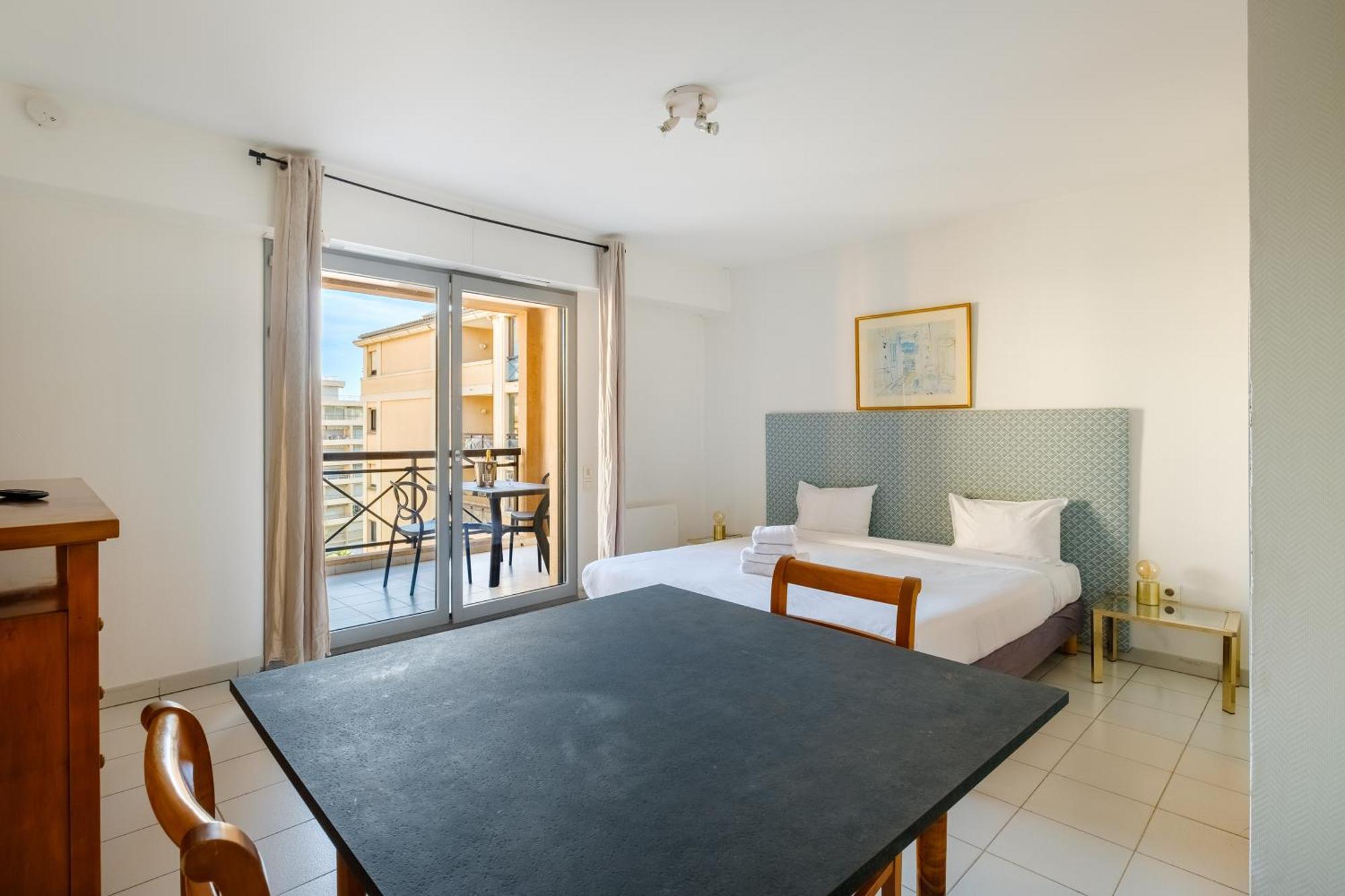 Residhotel Villa Maupassant Κάννες Εξωτερικό φωτογραφία