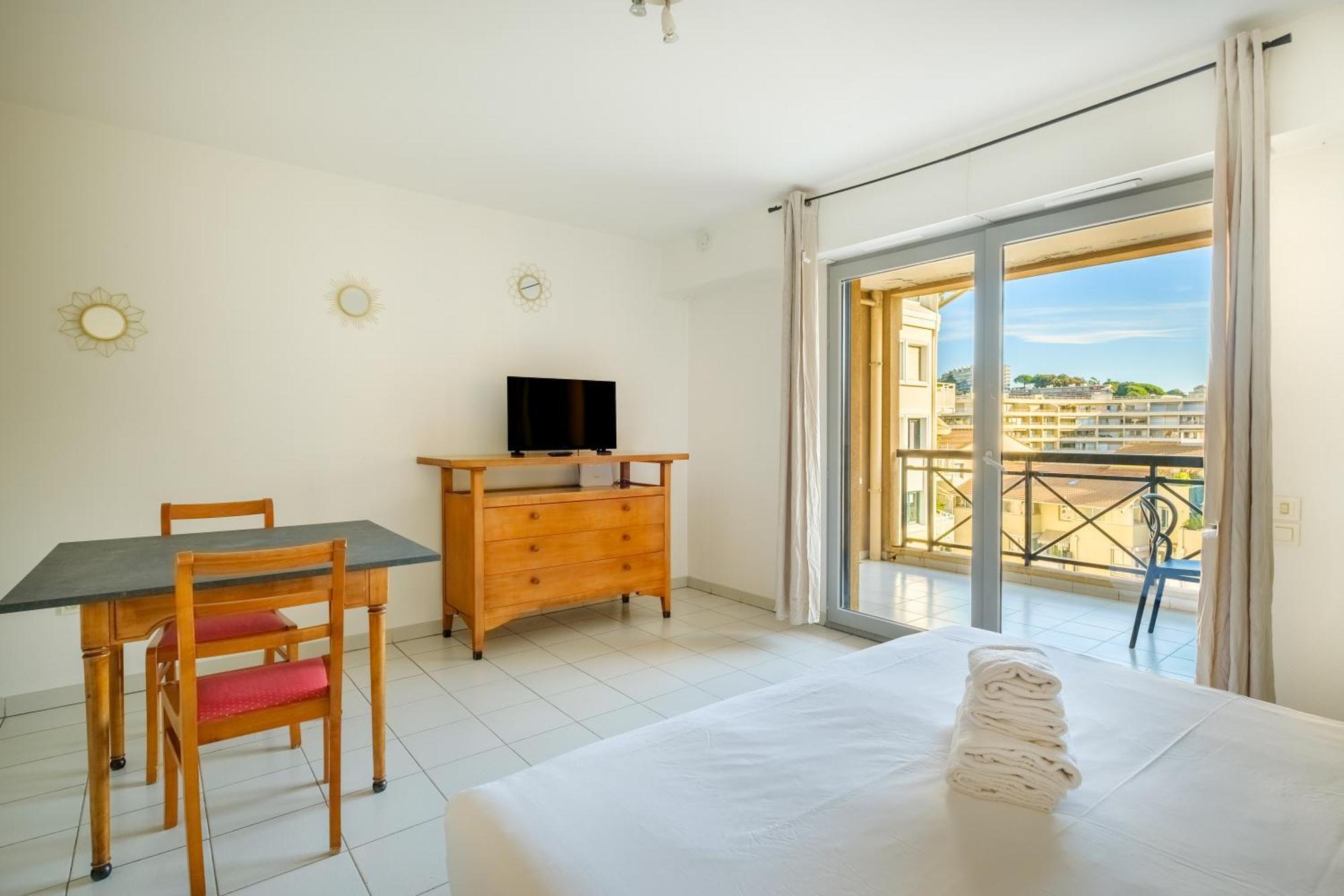 Residhotel Villa Maupassant Κάννες Εξωτερικό φωτογραφία