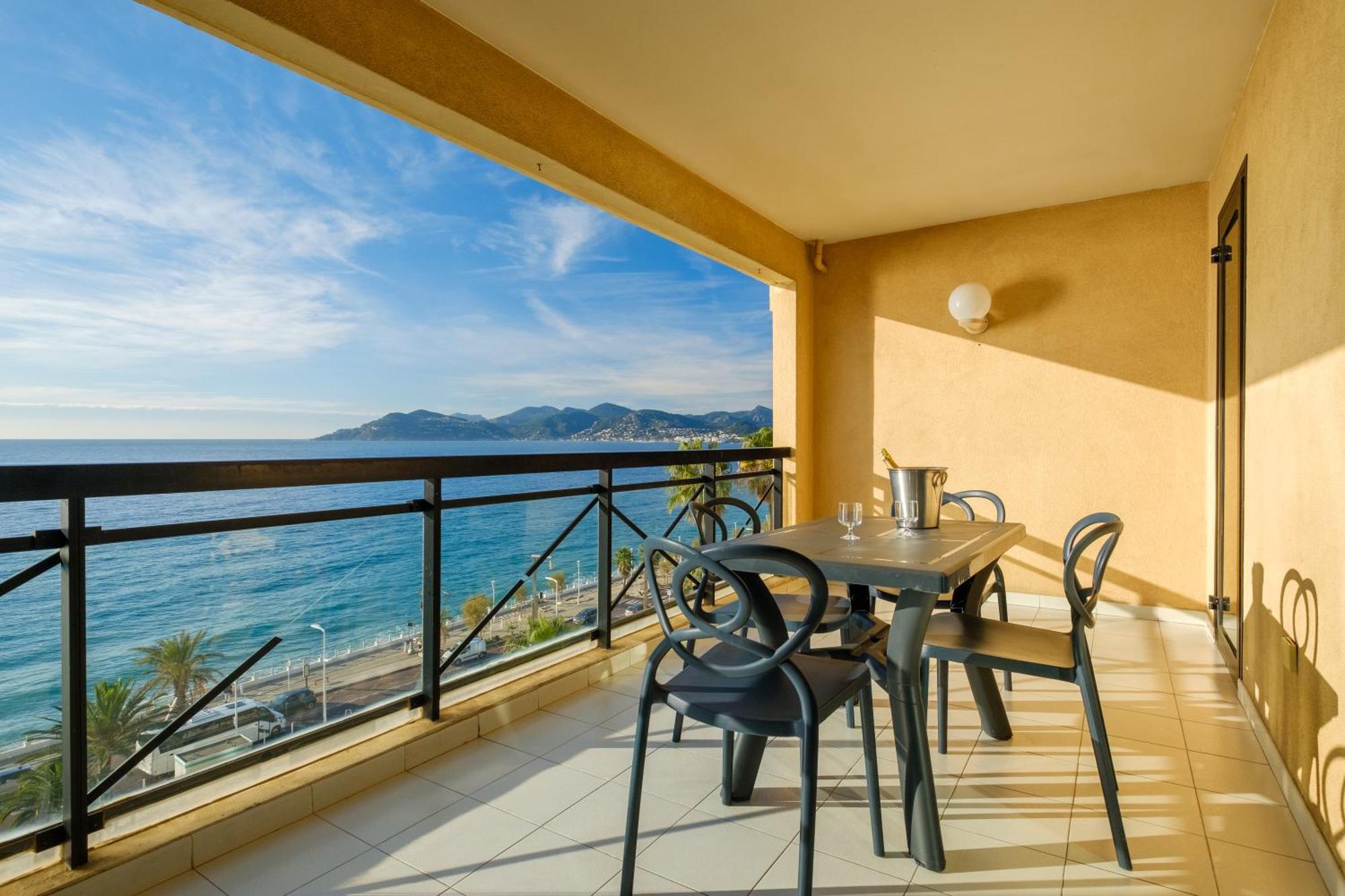Residhotel Villa Maupassant Κάννες Εξωτερικό φωτογραφία